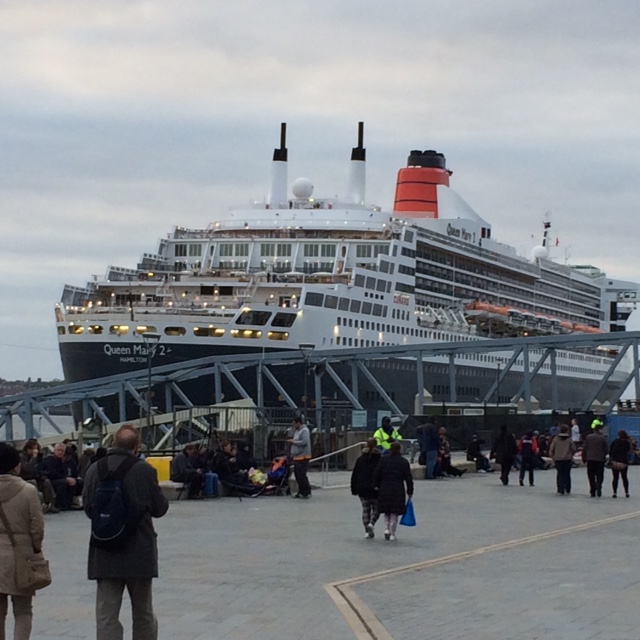 Queen Mary 2